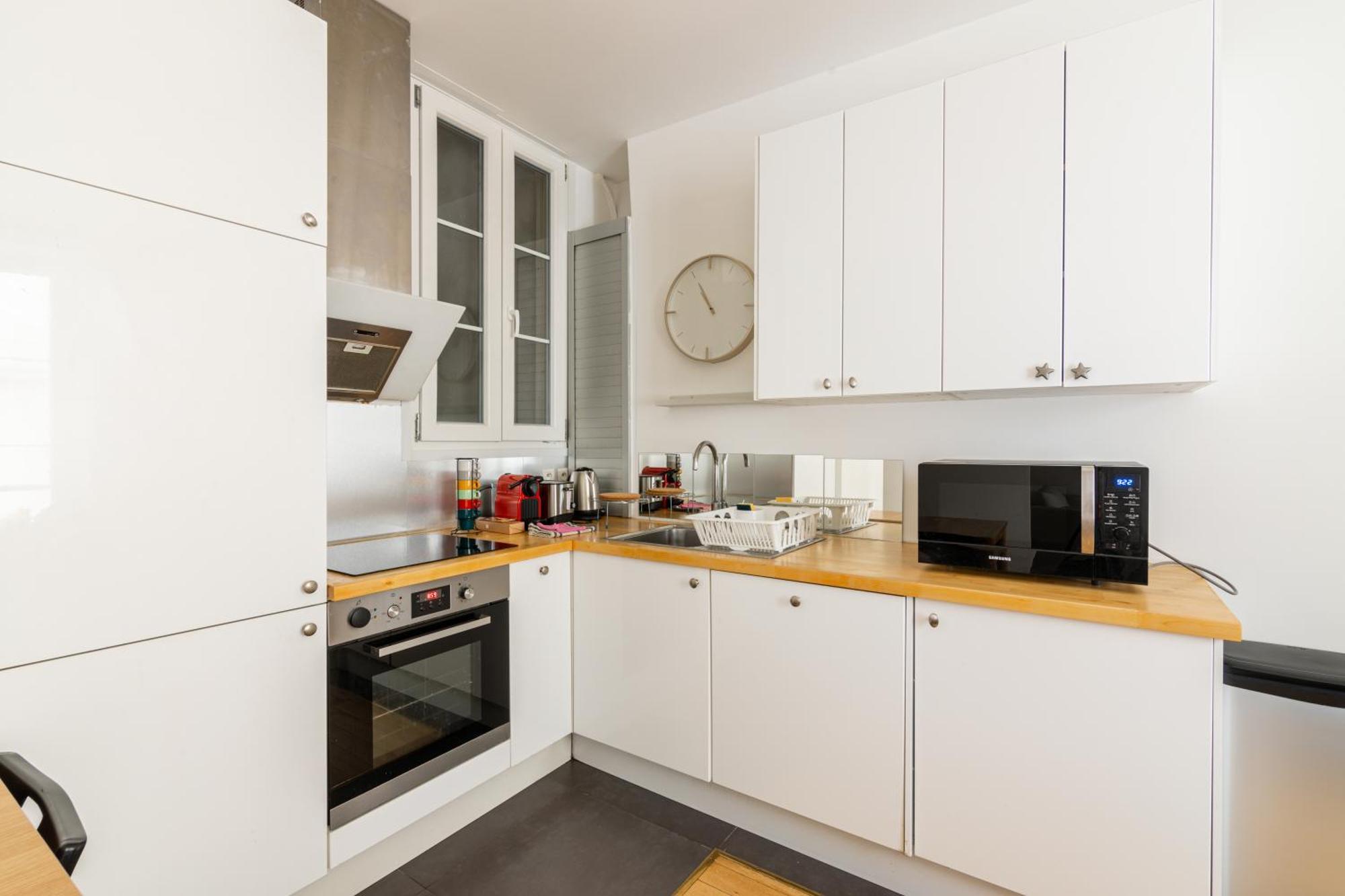 Luxurious 1 Bedroom Republique Vinaigriers Free Netflix Paryż Zewnętrze zdjęcie